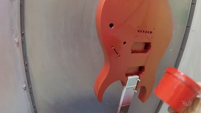 Покраска гитары. Феерический красный - vlog смотреть онлайн