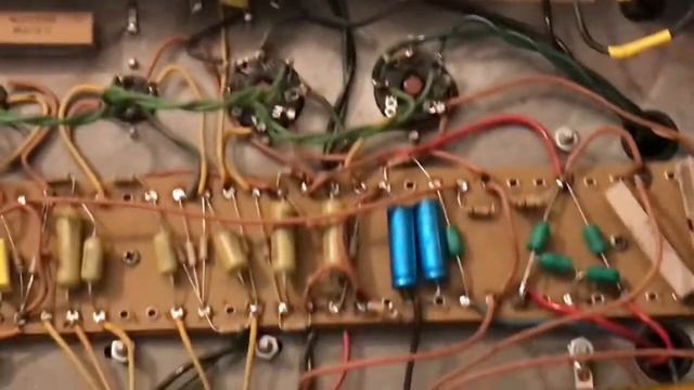 Traynor YBA 1 Bass Master 1973 02 Initial Review - taking it indoors смотреть онлайн