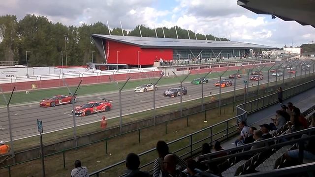 Ferrari challenge trofeo pirelli Imola! смотреть онлайн
