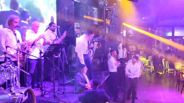 שלומי אלמוג & מנדי ג׳רופי Shlomi almog & Mendy jarufi смотреть онлайн