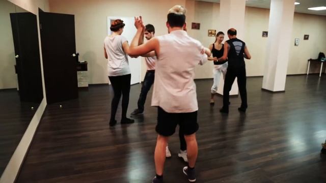 Школа танцев M-DANCE смотреть онлайн