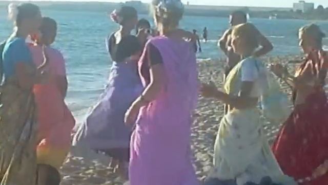 пьяные мужики и кришнаиты смотреть онлайн
