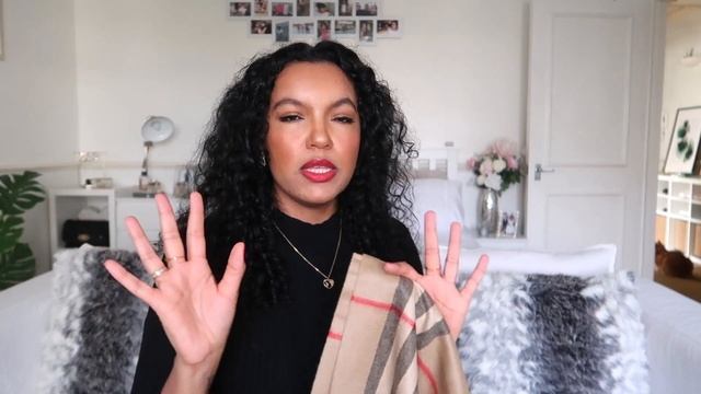 BURBERRY CLASSIC CHECK CASHMERE SCARF UNBOXING | Layonie Jae смотреть онлайн