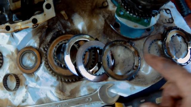 КПП. Как мы отремонтировали коробку передач на яхте. СЕКРЕТ БЕСПЛАТНОГО РЕМОНТА смотреть онлайн