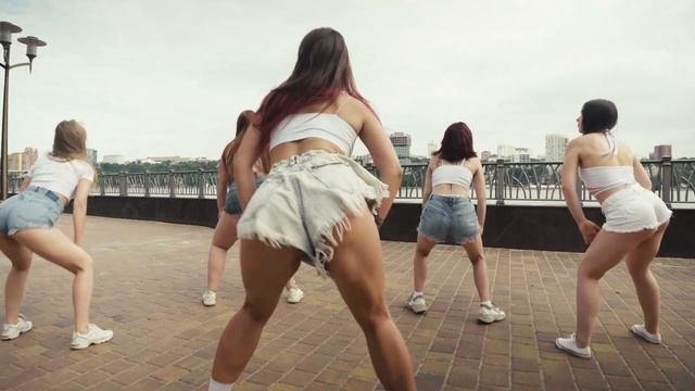 TWERK - TRAVIS BARKER, YELAWOLF LET'S GO - ТВЕРК В РОСТОВЕ