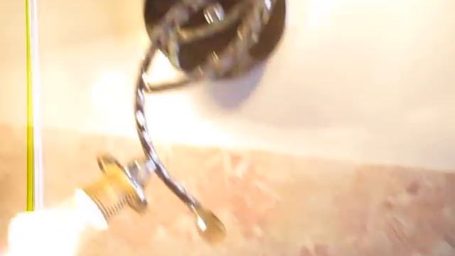 Хрущёвка, ремонт кухни. Широкие потолочные бордюры–2. Зеркальная розетка?.. смотреть онлайн