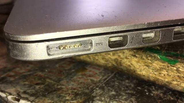 MagSafe2 ремонт оплавленного разьема питания смотреть онлайн