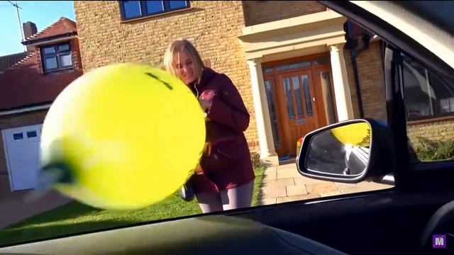 Когда хотела Tesla ,а подарили BMW смотреть онлайн