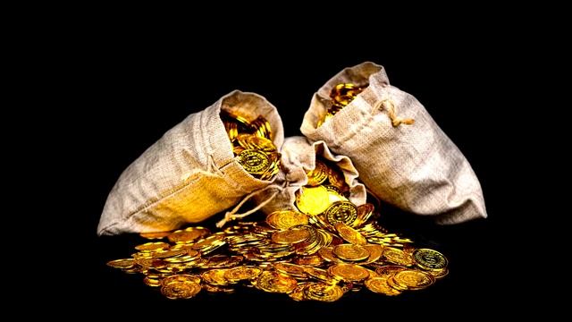 К чему снится золото (золотые украшения) во сне смотреть онлайн