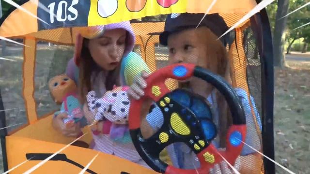 Играем в полицейского для детей и учим правила дорожнего движения смотреть онлайн