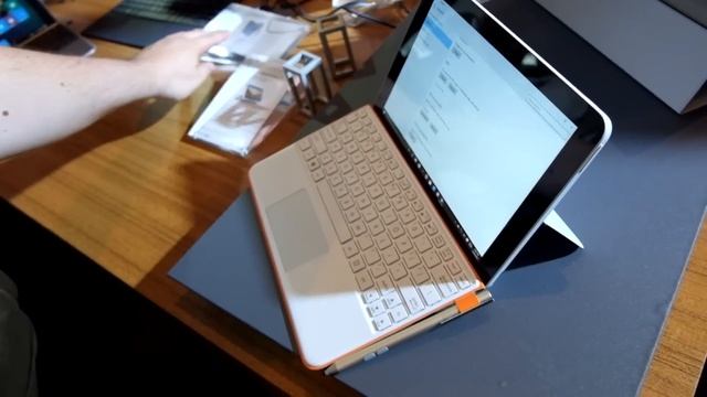 Asus ZenBook 3, Transformer 3 y 3 Pro. Primeras impresiones смотреть онлайн