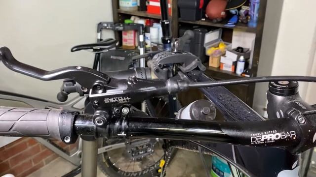 Flushing The Hayes Radar Hydraulic Brake’s Oil And Replacing With Shimano Hydraulic Mineral Oil