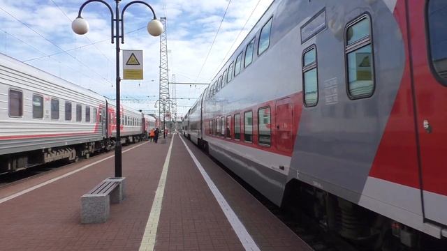 ЭП2К-222 с поездом №29 Санкт-Петербург - Белгород смотреть онлайн