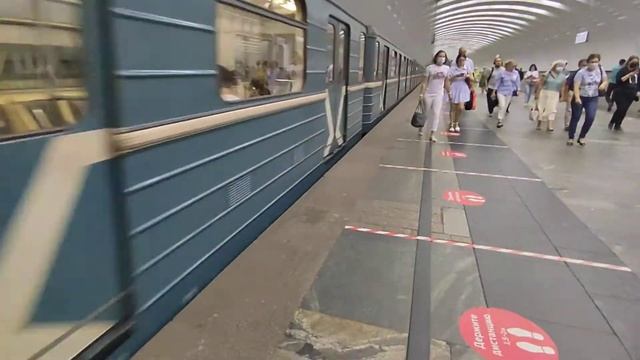 81-717.5м номерной уезжает со станции Бабушкинская смотреть онлайн