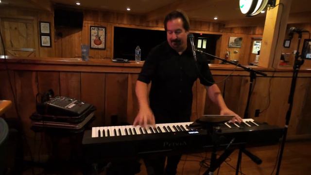 Wade Preston 8-27-15 Gin's Tavern Part 9 смотреть онлайн