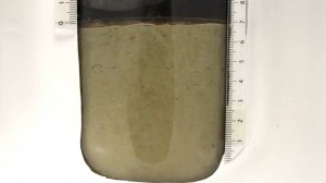 Покадровый процесс морозного пучения грунта в лабораторной модели.