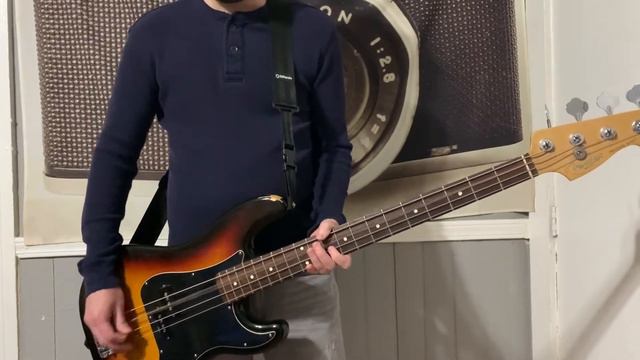 Sugarcult - Hate Every Beautiful Day Bass Cover смотреть онлайн