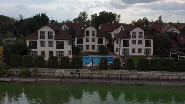 Свадебный клип Владимир и Анастасия 28.09.2019 (Ростов-на-Дону) смотреть онлайн