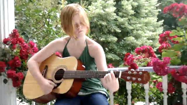 Julia guitar recital - Front Porch June 2010 - Forever Young смотреть онлайн