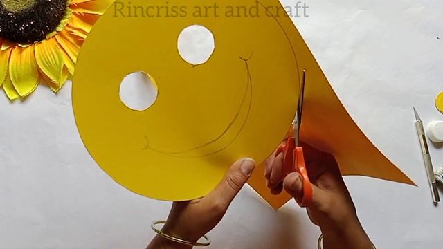 #How to make a SMILING EMOJI Face Mask #Emoji face mask #easy DIY @Rincriss смотреть онлайн