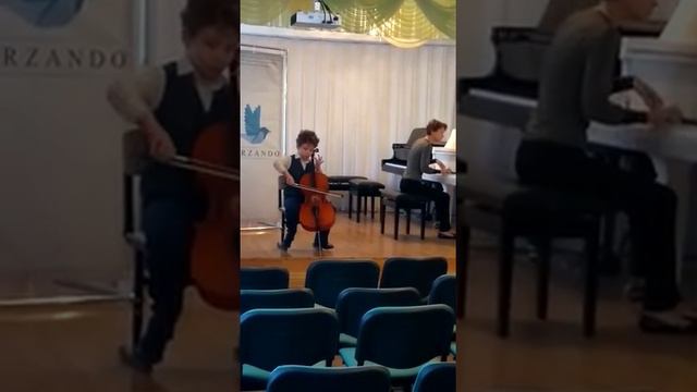 Утренняя прогулка Виолончель