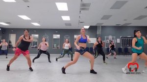 TAKATA | CARDIO DANCE FITNESS