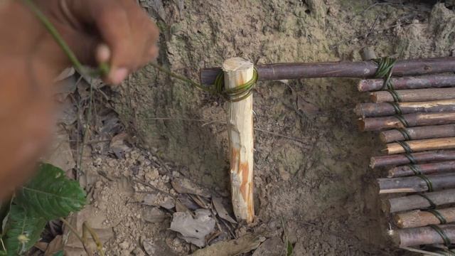 Girl Living Off Grid Built The Most Secret Underground Tunnel Shelter In 2022 смотреть онлайн