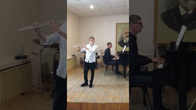 •Платонова Ева Алексеевна,4 класс «Неаполитанская Тарантелла.»-Д.Россини смотреть онлайн