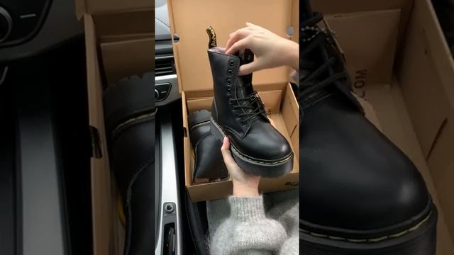 Ботинки зимние женские Dr. Martens Jadon Black (Доктор Мартинс) смотреть онлайн