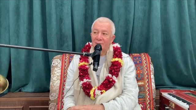 Как предаваться Святому Имени Кришны. Е.М. Чайтанья Чандра Чаран пр.Джапа. Харе Кришна мантра смотреть онлайн