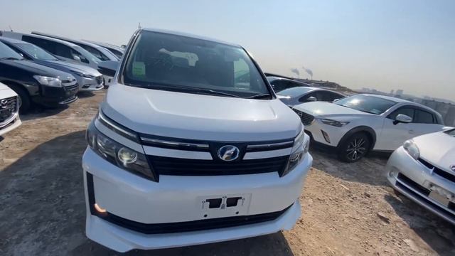 Toyota Voxy 2014 год, 1.8 Гибрид? комплектация «Hybrid V» аукцион ТАА, 4 балла✅ смотреть онлайн