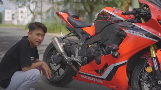 Hoàng Tú ôm CBR1000RR đi 'trốn' 2 tuần đầy ác mộng смотреть онлайн