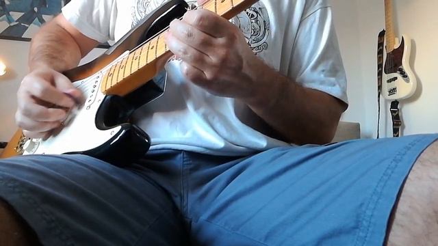 Fender Stratocaster American Vintage 57 two tone sunburst 2004 смотреть онлайн