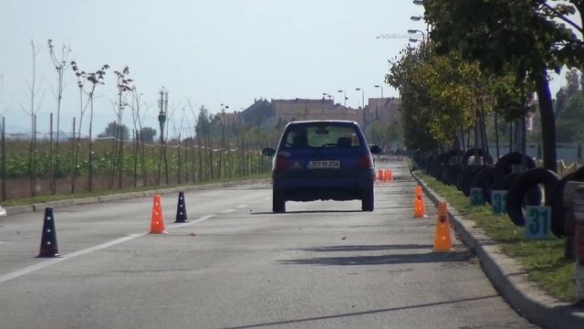 Renault Twingo Kristina Buliga Bijeljina 2023 смотреть онлайн