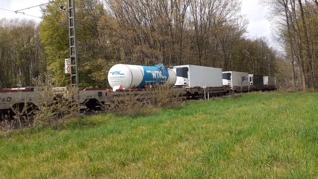 Bombardier TRAXX "485 010-3" BLS Cargo AG • CargoBeamer KLV • multimodal train смотреть онлайн