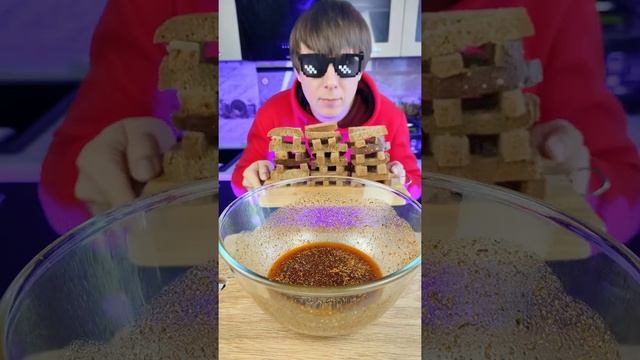 Как приготовить сухарики дома? Ржаные сухарики / простой рецепт :3 #shorts смотреть онлайн