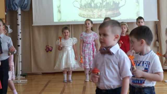 8 марта в детском саду [01 из 11] смотреть онлайн
