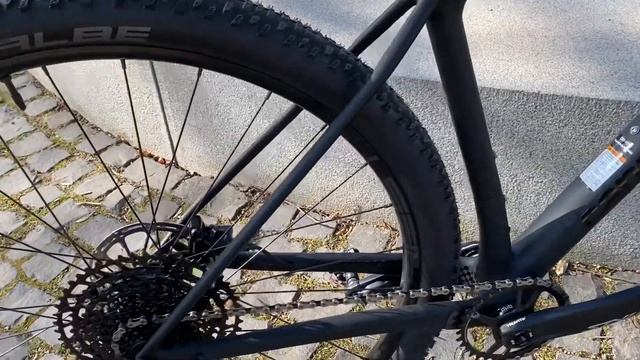 Wir präsentieren das 2020er CANNONDALE F-Si Carbon 3 смотреть онлайн