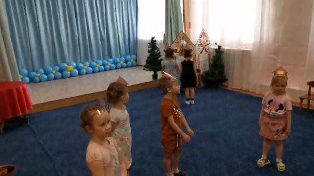 Хороводная игра - театрализация. Сказка "Курочки и петушок" смотреть онлайн
