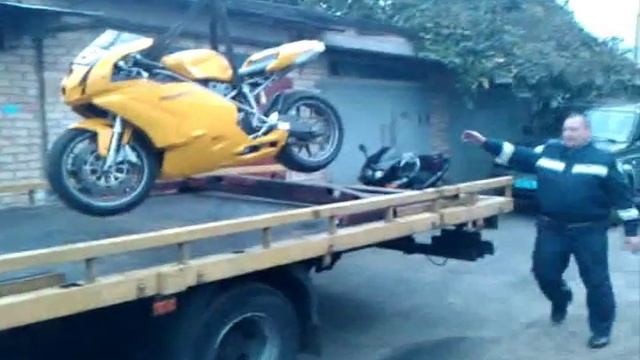 Захват мотоцикла ч.3 из 3 смотреть онлайн