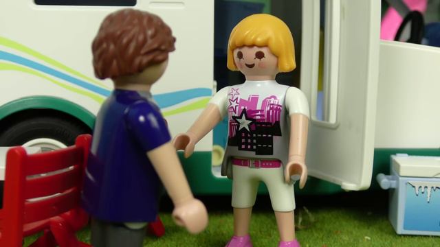 Playmobil Film Familie Hauser - Camping Chaos - Spielzeug Video für Kinder смотреть онлайн