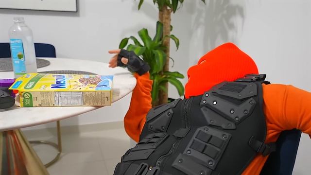 ПРОБРАЛИСЬ В ДОМ РАДУЖНЫХ ДРУЗЕЙ c NERF 24 ЧАСА Rainbow Friends смотреть онлайн