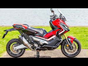 Honda X-ADV 750 - СумаСшедшая Смесь Скутера и Эндуро !