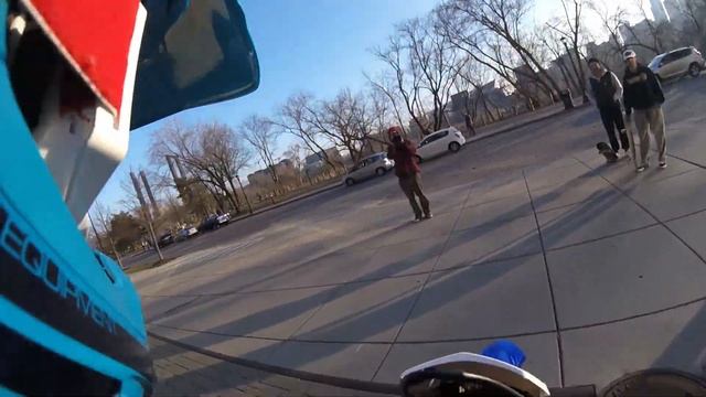 Coronavirus Vs. Supermoto смотреть онлайн