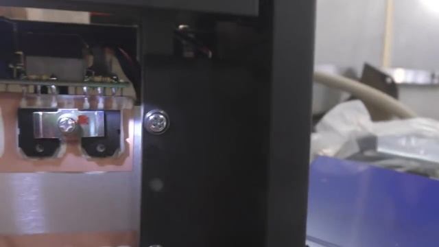 Сварочный полуавтомат AuroraPRO OVERMAN 160. Что внутри? смотреть онлайн