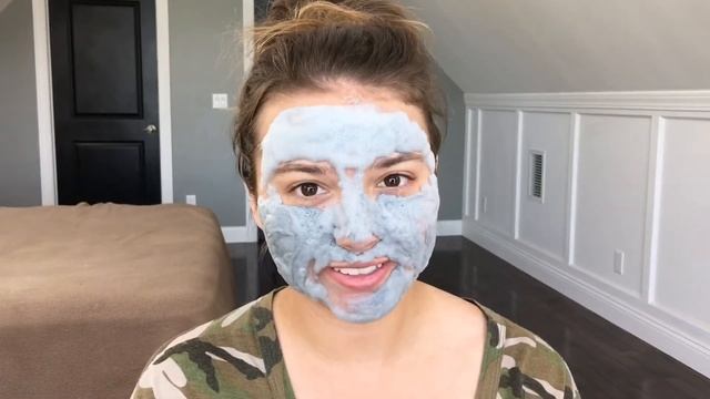 Trying The VIRAL BUBBLE CLAY MASK! | jennybeyouty смотреть онлайн