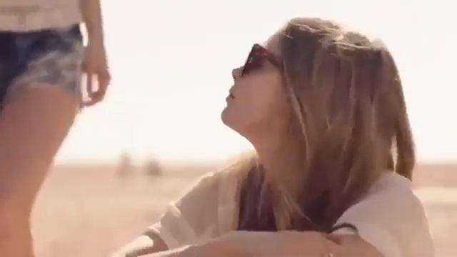 Кара Делевинь (Cara Delevingne) ZARA Весна Лето 2013 смотреть онлайн