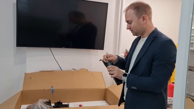 Распаковка и обзор ЛОДОЧНЫЙ МОТОР MERCURY F5 смотреть онлайн