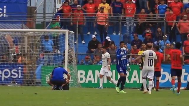NUEVOS FICHAES | CHUCHO A COMUNICACIONES VUELVE ANANGONO смотреть онлайн