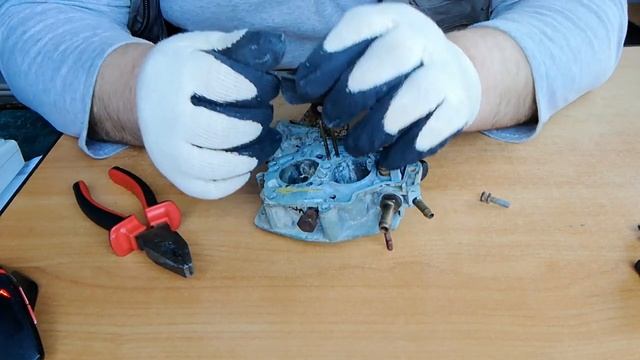 ВОЗДУШНЫЙ ЖИКЛЁР ХОЛОСТОГО ХОДА КАРБЮРАТОРА СОЛЕКС И ЕГО ЗАМЕНА смотреть онлайн